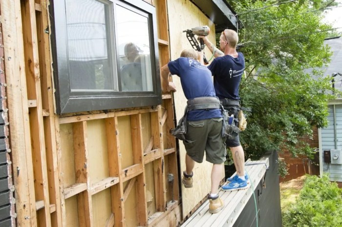 Installing vertical wood siding